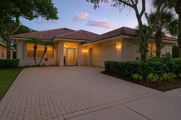 9150 Bay Harbour CIR, West Palm Beach, FL 33411