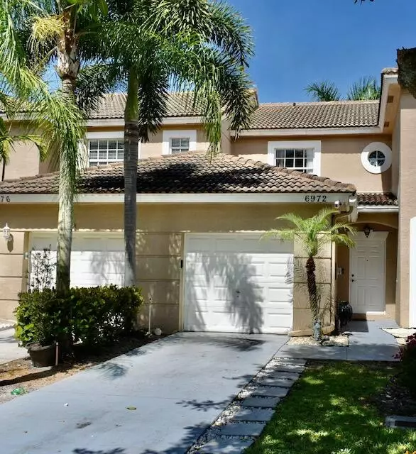 6972 Thicket TRCE, Lake Worth, FL 33467