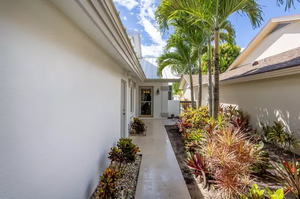 Jupiter, FL 33477,270 E River Park DR