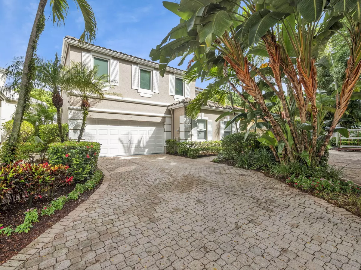 Palm Beach Gardens, FL 33418,102 Sunset Bay DR