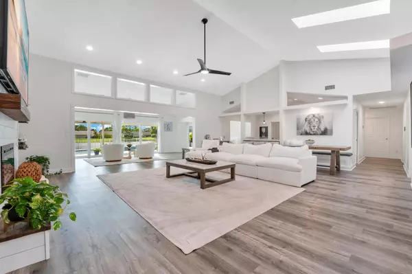 Hobe Sound, FL 33455,7104 SE Bunker Hill DR