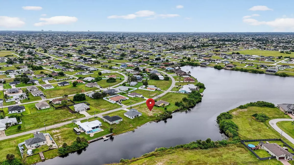 Cape Coral, FL 33993,2616 NW 4th PL