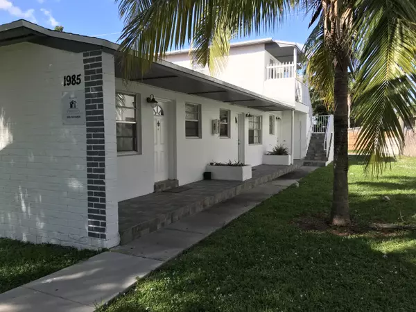 North Miami Beach, FL 33162,1985 NE 172nd ST 1