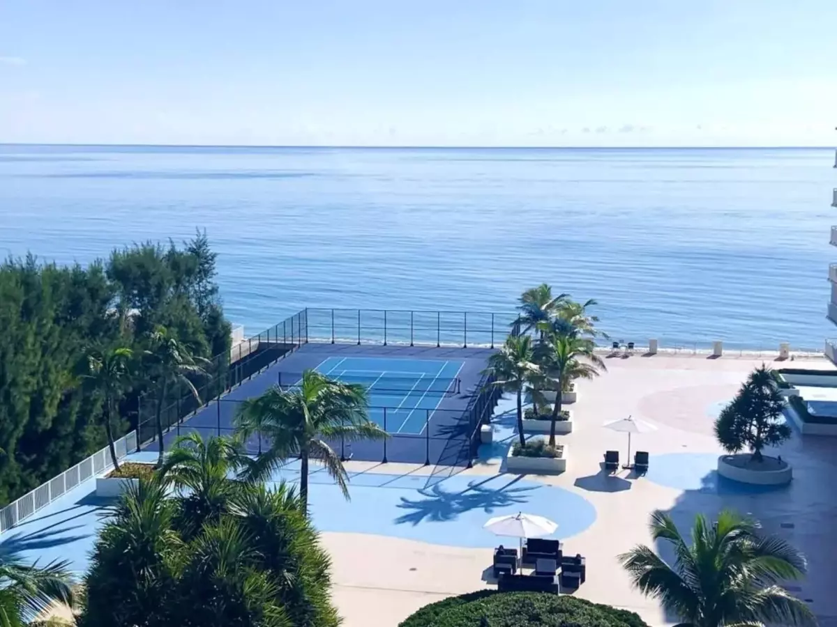 South Palm Beach, FL 33480,3546 S Ocean BLVD 822