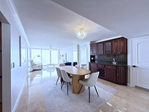 South Palm Beach, FL 33480,3546 S Ocean BLVD 822