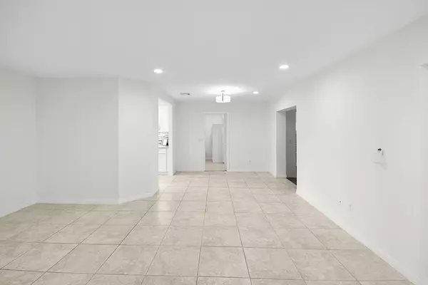 Stuart, FL 34994,338 SW Winnachee DR