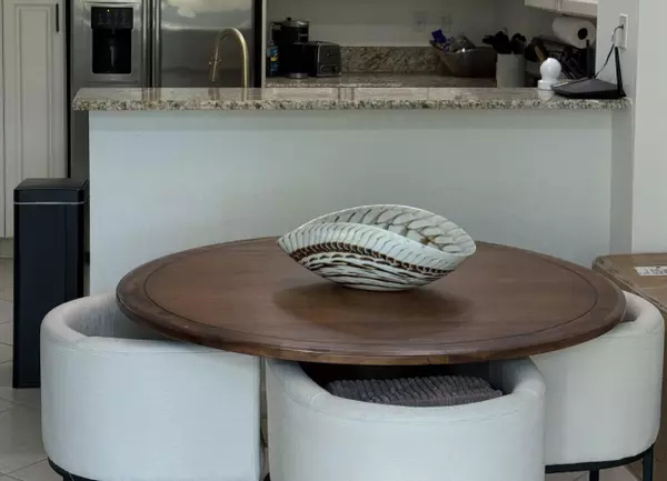 West Palm Beach, FL 33401,801 S Olive AVE 207