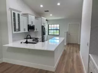 Jupiter, FL 33458,102 Pinecrest CIR C