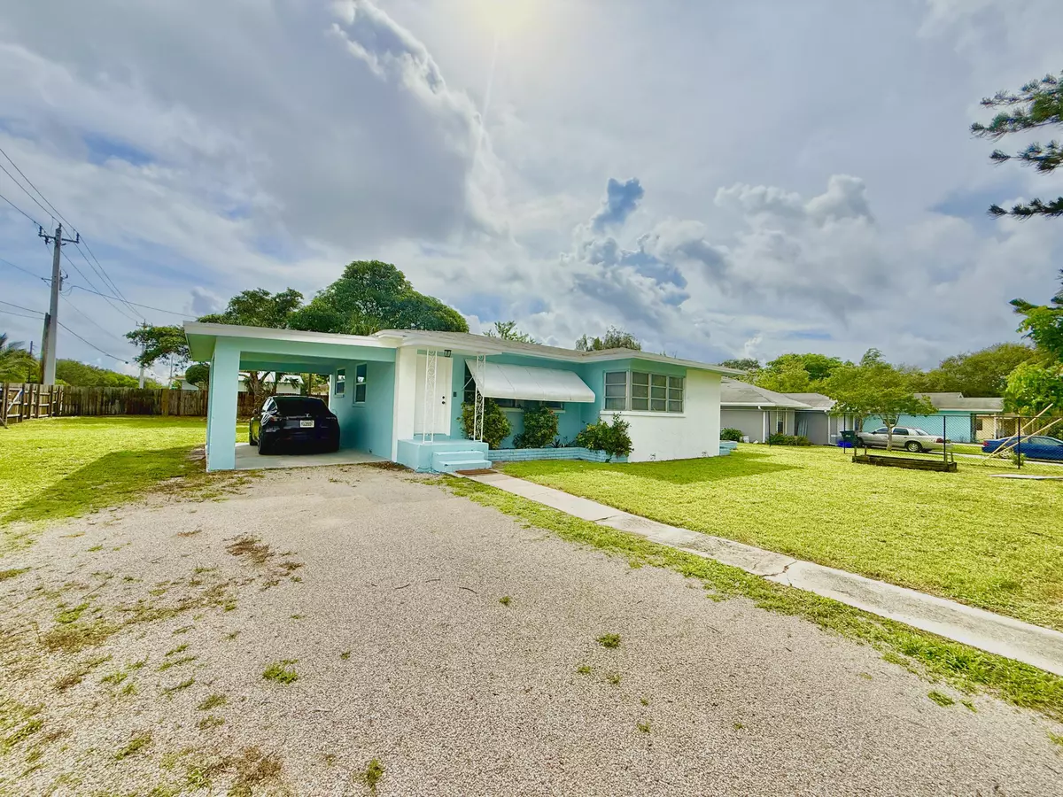 Delray Beach, FL 33444,355 NW 8th AVE