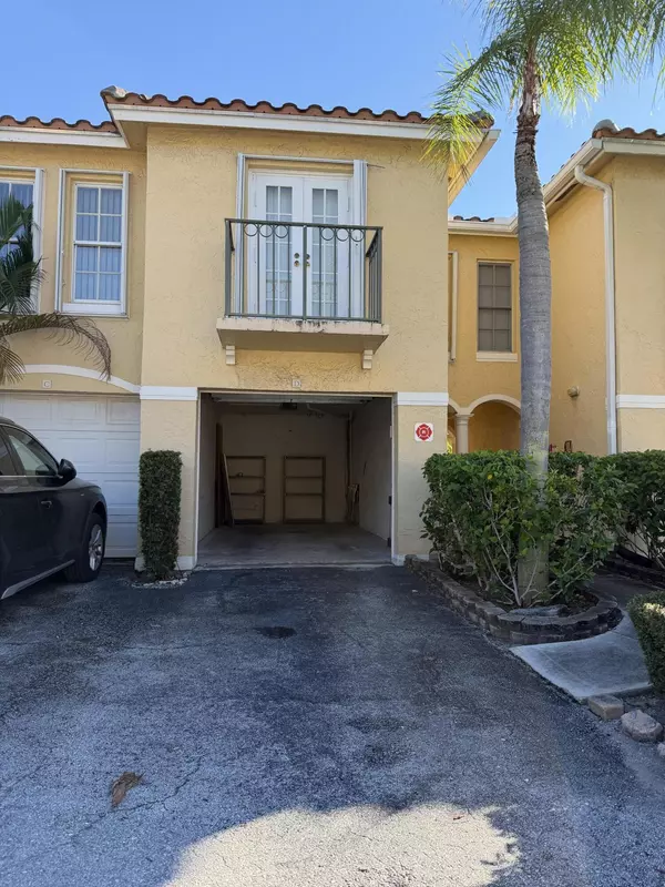 1130 Lake Shore DR 201, Lake Park, FL 33403