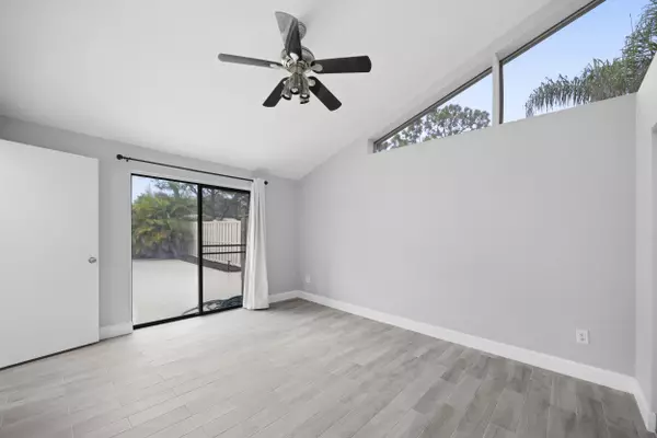 Palm Beach Gardens, FL 33418,5518 Golden Eagle CIR