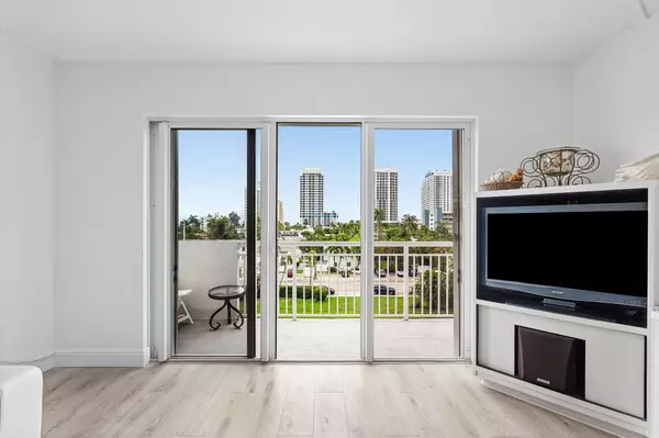 Fort Lauderdale, FL 33304,550 Bayshore DR 506