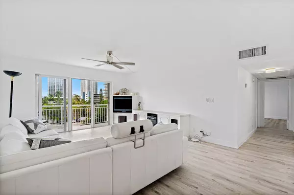 Fort Lauderdale, FL 33304,550 Bayshore DR 506