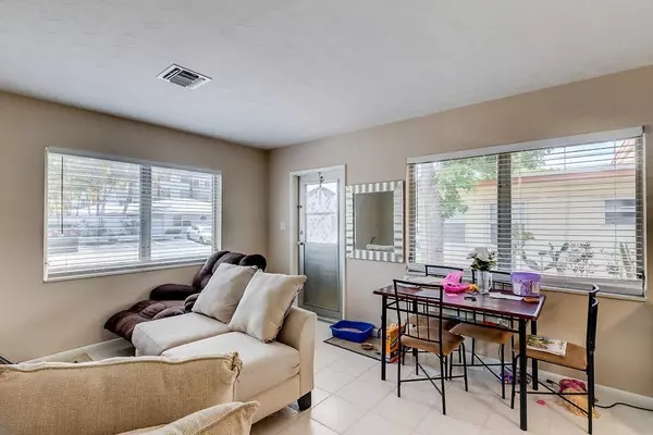 Fort Lauderdale, FL 33304,1037 N Victoria Park RD 1