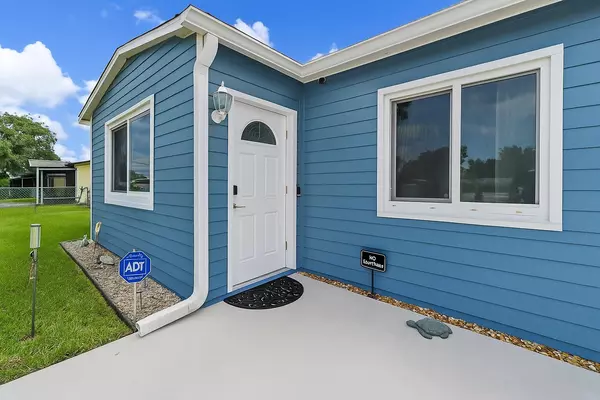 West Palm Beach, FL 33406,2876 Shawnee RD