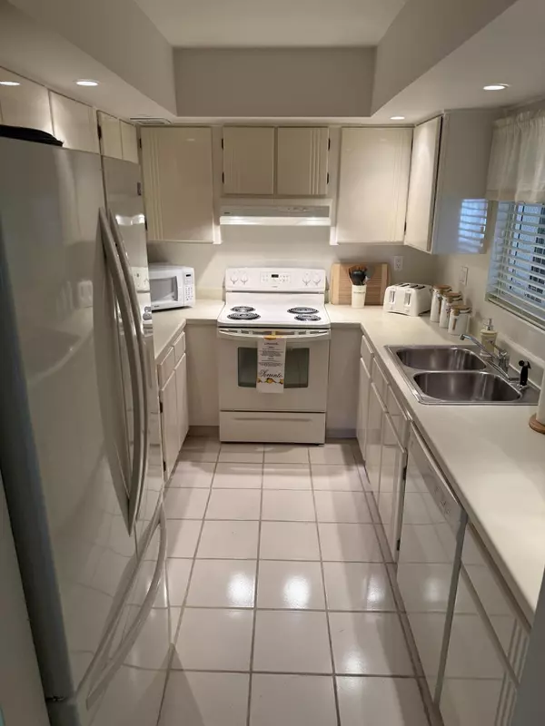 Deerfield Beach, FL 33442,147 Deer Creek BLVD 402