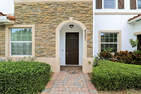 West Palm Beach, FL 33417,4321 Maybelle LN