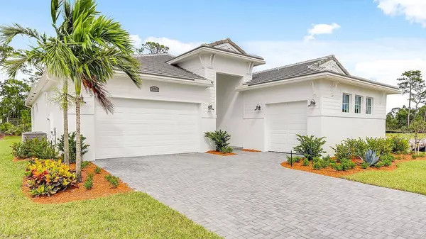 Port Saint Lucie, FL 34984,2301 SE Canopy Cove LN