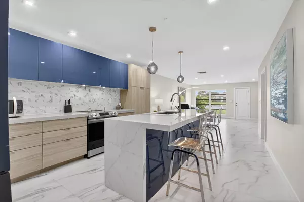 Delray Beach, FL 33484,5753 Spindle Palm CT C