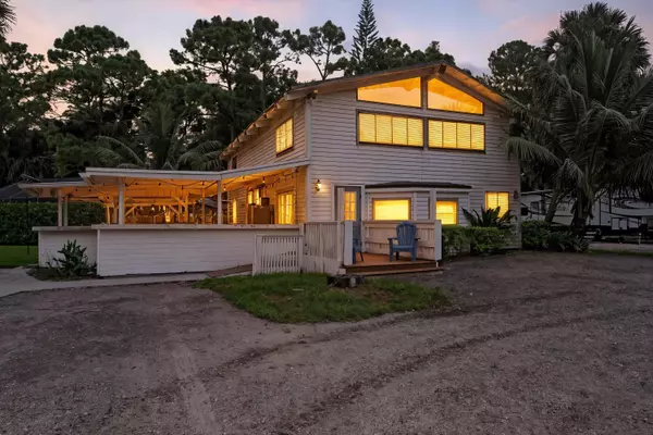 The Acreage, FL 33470,2915 Doe TRL