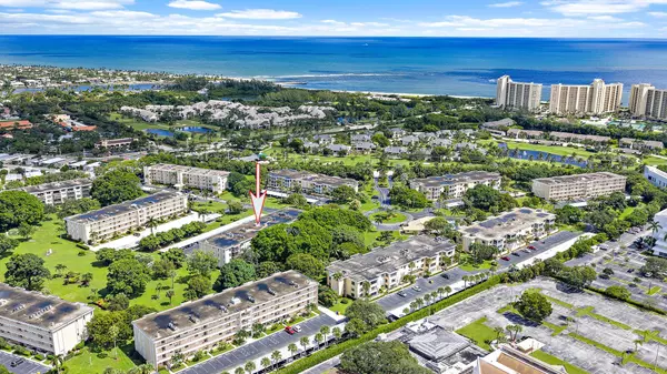 Jupiter, FL 33477,300 N A1a 201i