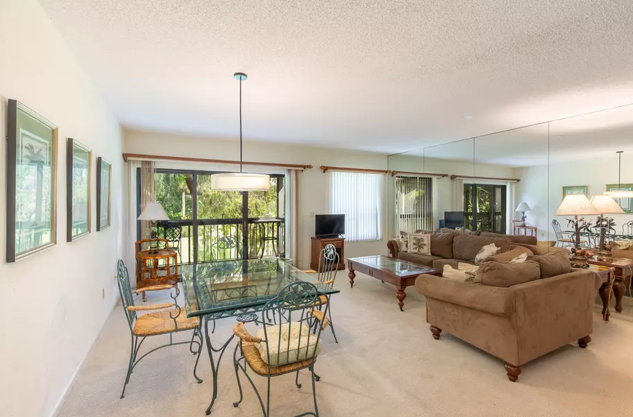 13334 Polo Club RD 314, Wellington, FL 33414