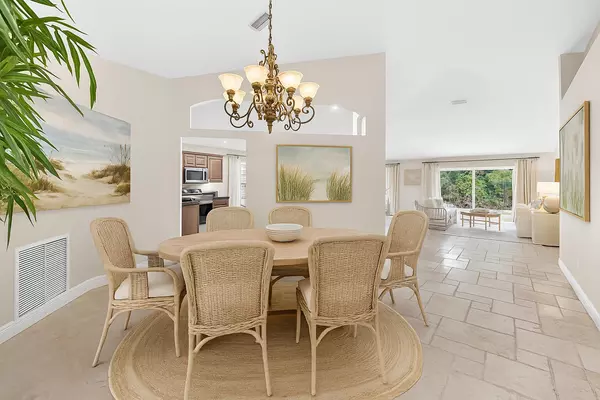Delray Beach, FL 33444,523 Canoe PT