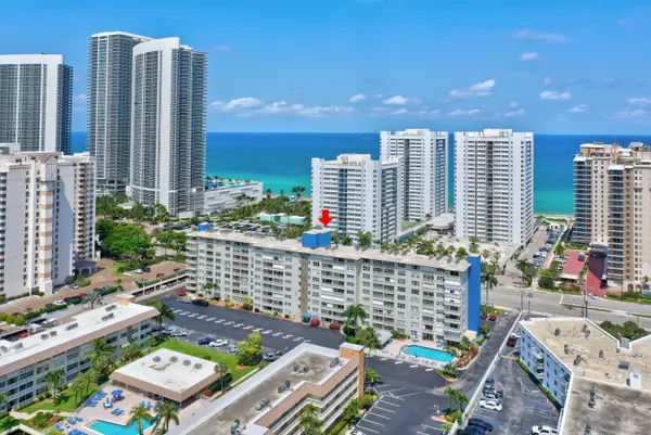 Hallandale Beach, FL 33009,1893 S Ocean DR 503