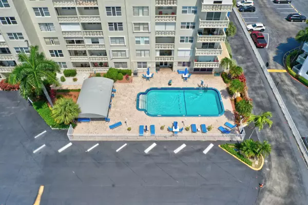 Hallandale Beach, FL 33009,1893 S Ocean DR 503