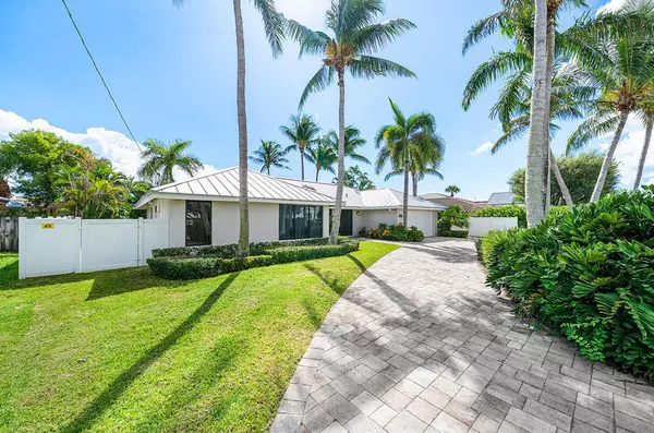 Boca Raton, FL 33431,3026 NE 6th DR