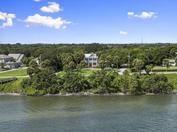 Fort Pierce, FL 34950,2007 S Indian River DR