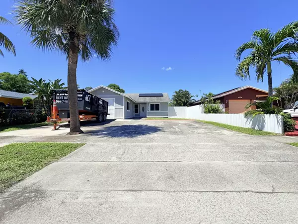 Greenacres, FL 33463,229 Perry AVE