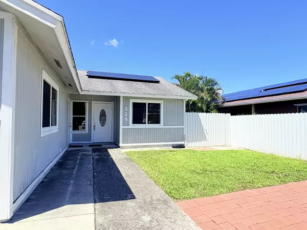 Greenacres, FL 33463,229 Perry AVE