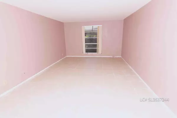 Boynton Beach, FL 33437,10700 Kasmir CT
