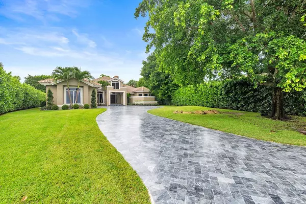 West Palm Beach, FL 33411,1543 Breakers West BLVD