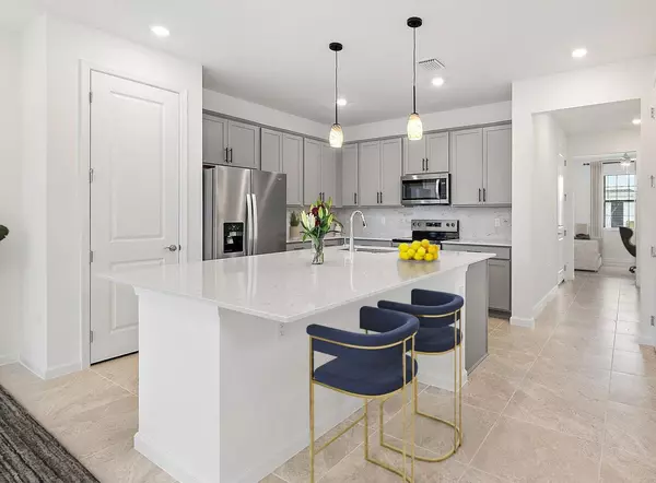 Stuart, FL 34997,501 SW Sally WAY