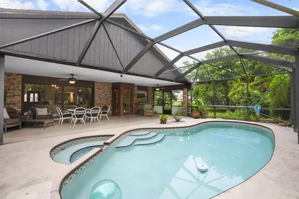 472 SE Majestic TER, Port Saint Lucie, FL 34983