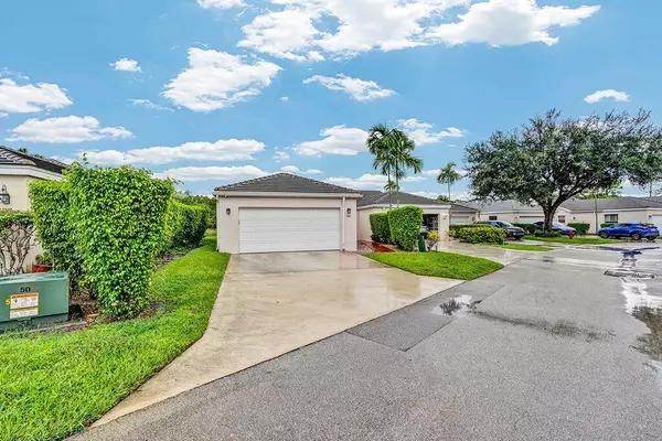Greenacres, FL 33413,1048 Island Manor DR