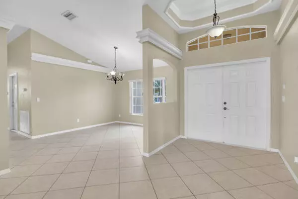 Port Saint Lucie, FL 34953,729 SW Sardinia AVE