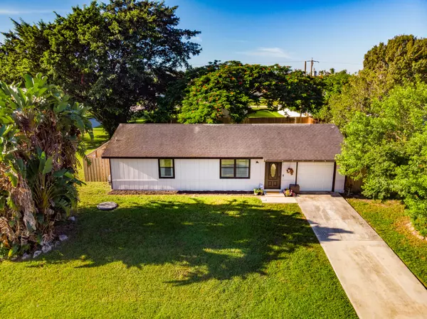 Port Saint Lucie, FL 34953,902 SW Nichols TER