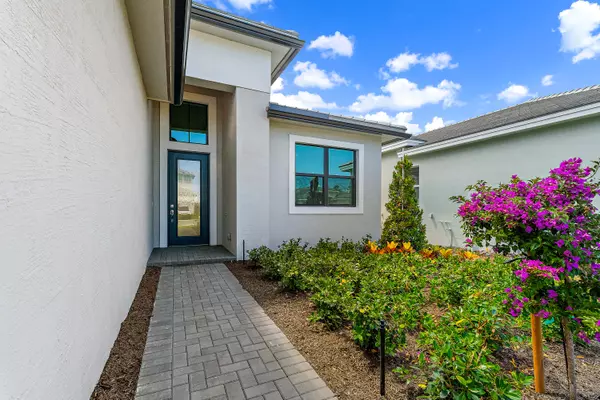 Stuart, FL 34997,7050 SE Haven LN