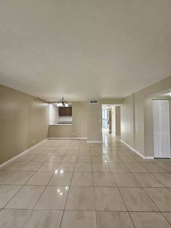 1880 N Congress AVE 201, West Palm Beach, FL 33401