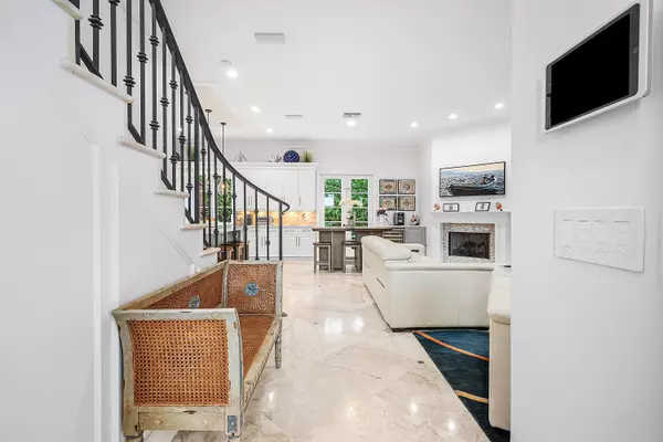 Ocean Ridge, FL 33435,27 Hersey DR