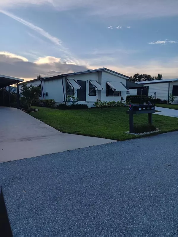 Hobe Sound, FL 33455,7781 SE Shenandoah DR
