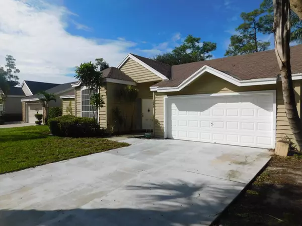 1049 Mourning Dove LN, Wellington, FL 33414