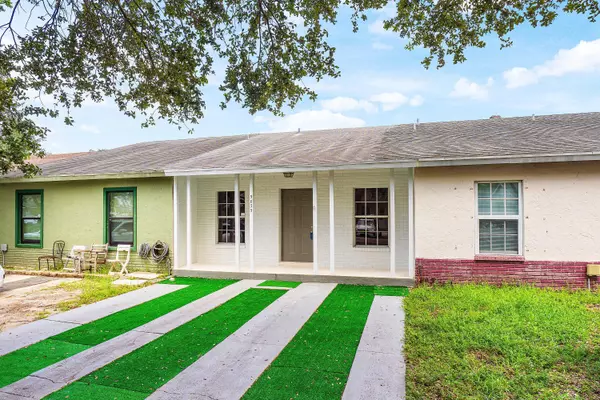 Greenacres, FL 33463,5835 S 37th CT