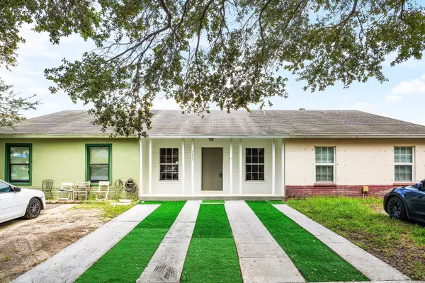 Greenacres, FL 33463,5835 S 37th CT