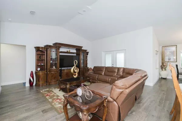 Port Saint Lucie, FL 34953,3262 SW Martin ST