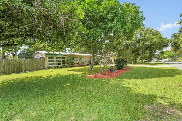 Fort Pierce, FL 34982,803 Anita ST