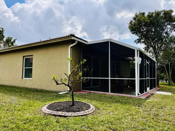 Fort Pierce, FL 34951,5663 Sunberry CIR